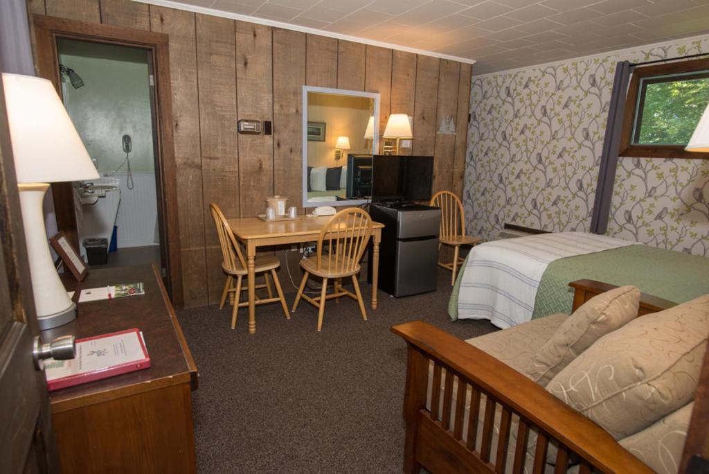 Wiscasset Woods Lodge Экстерьер фото